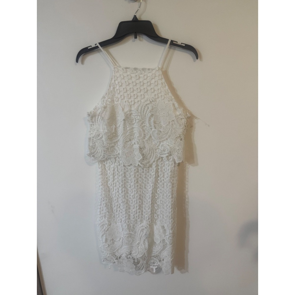 BB Dakota White Lace Halter Mini Dress Floral Crochet Tiered Size 4